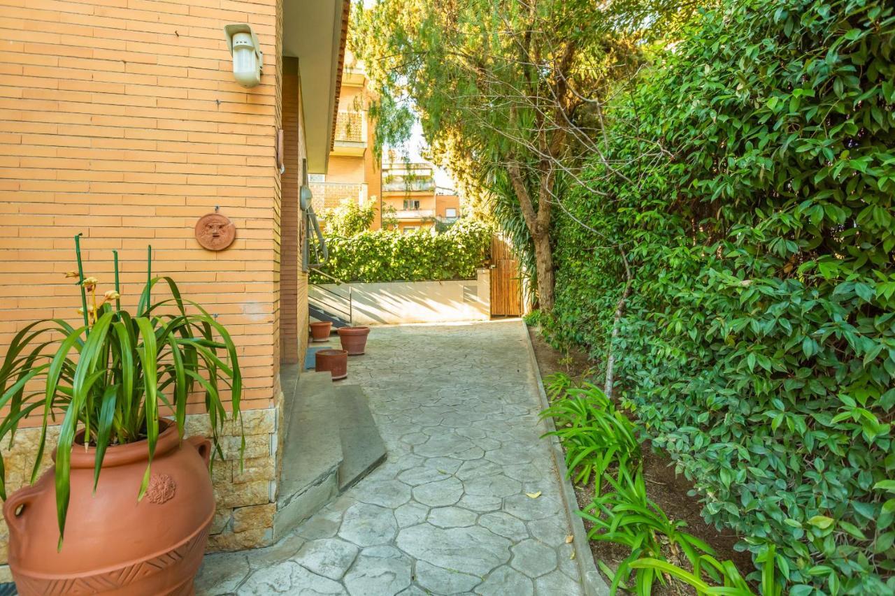 St Peter'S Spacious 4 Bdr With Private Parking Leilighet Roma Eksteriør bilde