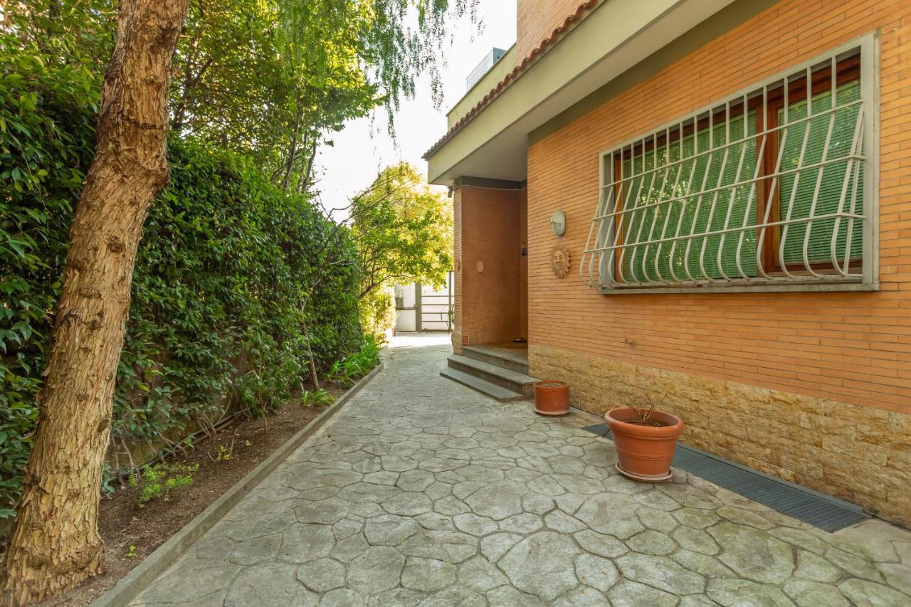 St Peter'S Spacious 4 Bdr With Private Parking Leilighet Roma Eksteriør bilde